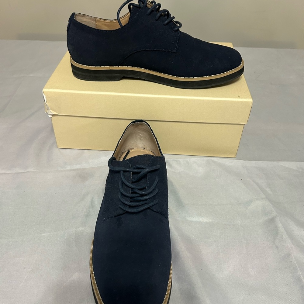 Elegant Navy Women's Loafers